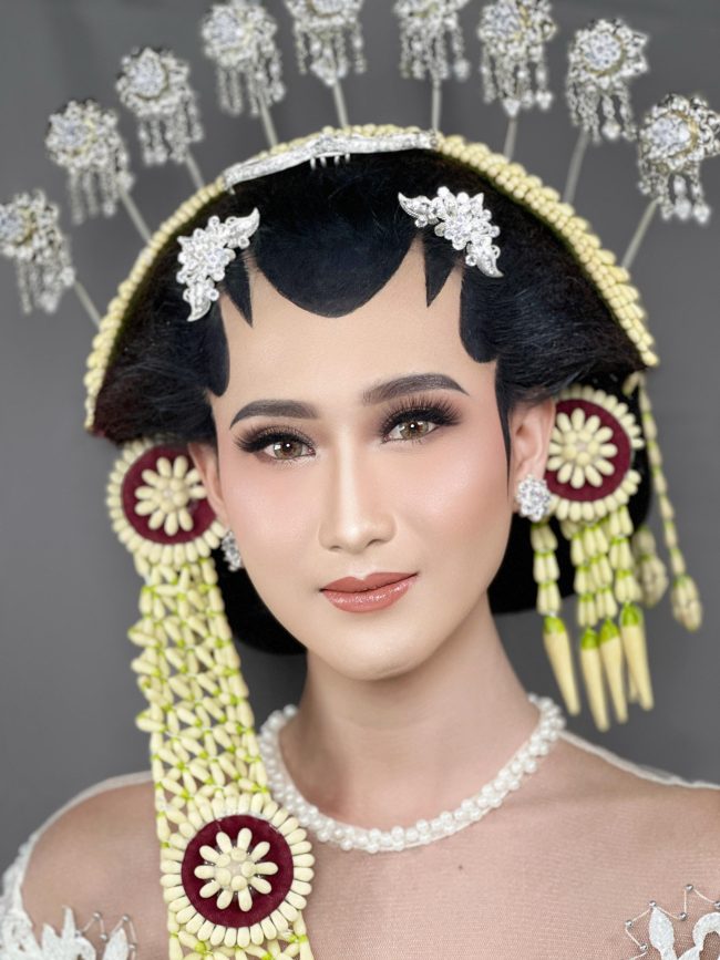 Hairdo Adat